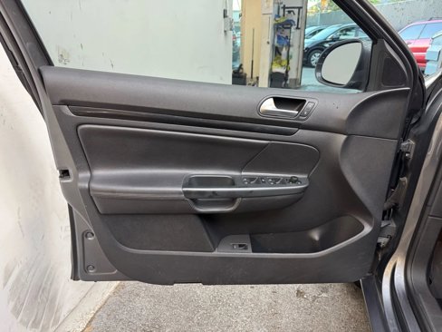 Used 2014 Volkswagen Jetta TDI image 10
