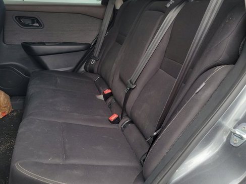 Used 2023 Nissan Rogue S image 11