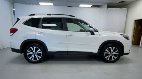 Used 2020 Subaru Forester Limited image 9