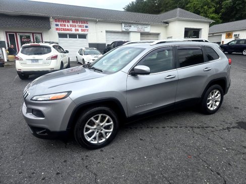 Used 2015 Jeep Cherokee Latitude image 3