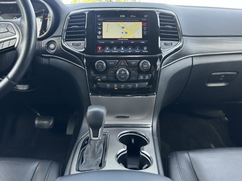 Used 2022 Jeep Grand Cherokee Limited w/ Tech Group image 13