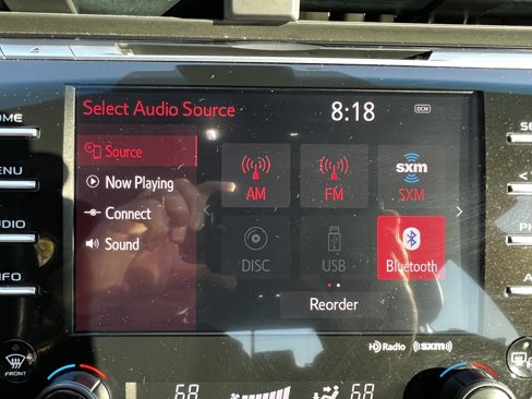 Used 2018 Toyota Camry SE image 25