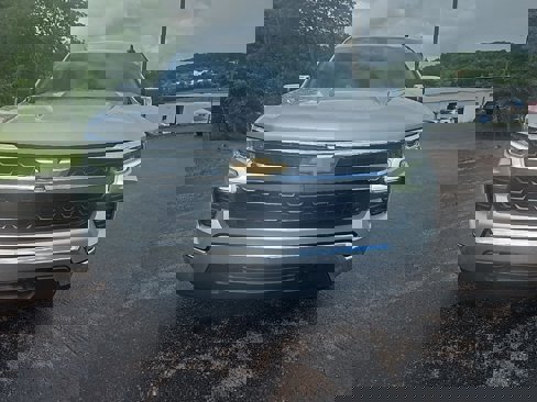 Used 2022 Chevrolet Silverado 1500 LT w/ Z71 Off-Road Package image 8