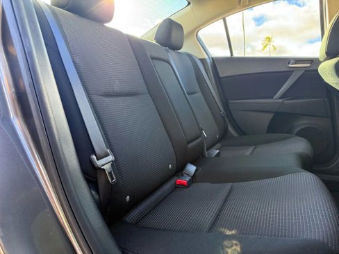 Used 2012 MAZDA MAZDA3 i Touring image 12