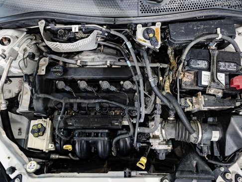 Used 2010 Ford Focus SEL image 48
