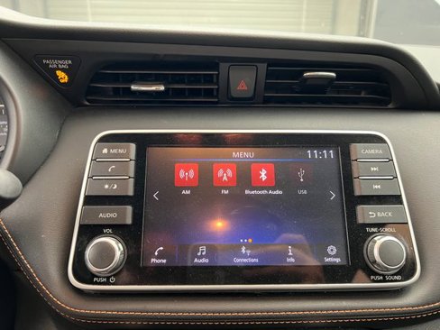 Used 2020 Nissan Kicks SR image 32