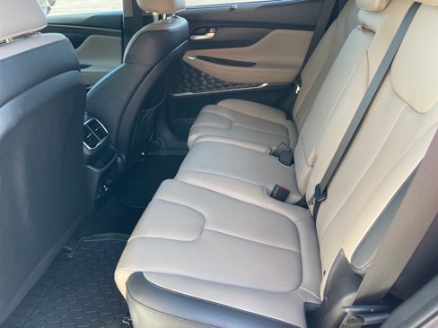Used 2019 Hyundai Santa Fe FWD image 12