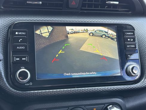 Used 2023 Nissan Kicks SV image 4