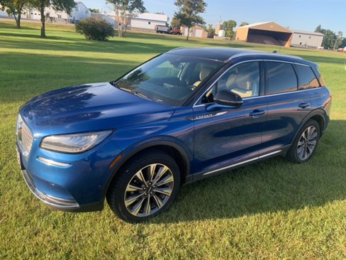 Used 2020 Lincoln Corsair Reserve w/ Elements Package image 3