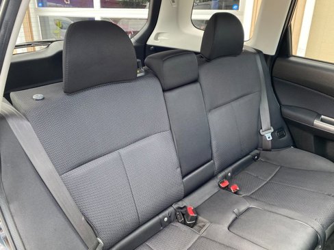 Used 2012 Subaru Forester 2.5X Premium w/ All-Weather Pkg image 15