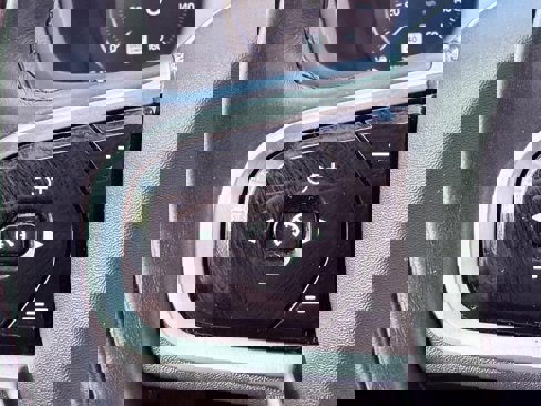 Certified 2021 Volvo XC90 T6 Momentum w/ Climate Package image 25