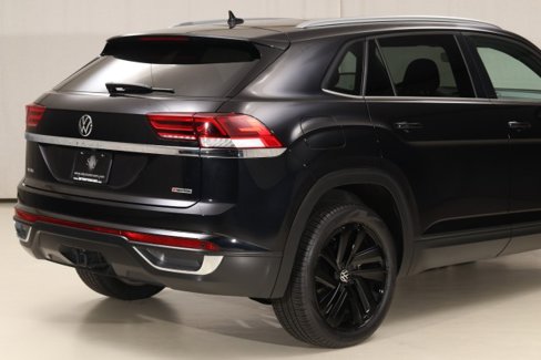 Used 2022 Volkswagen Atlas Cross Sport SE image 15