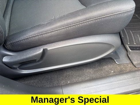 Used 2018 Nissan Pathfinder S image 37