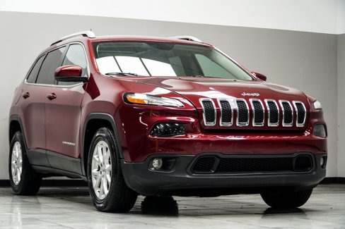 Used 2016 Jeep Cherokee Latitude w/ Comfort/Convenience Group image 4
