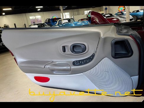 Used 2003 Chevrolet Corvette Convertible w/ Preferred Equipment Group1 image 23