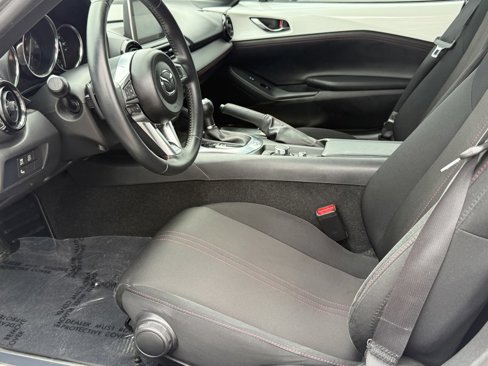 Used 2017 MAZDA MX-5 Miata RF Club image 11