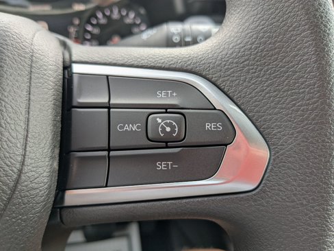 New 2025 Jeep Compass Sport image 16