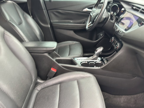Used 2020 Buick Encore GX Essence w/ Experience Buick Package image 23