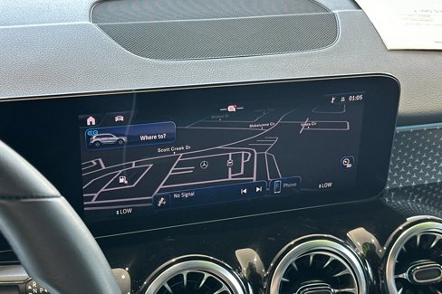 Certified 2024 Mercedes-Benz EQB 300 4MATIC image 19