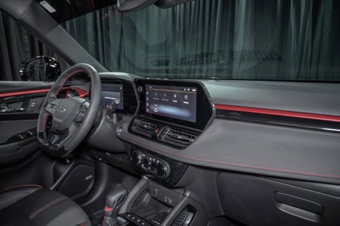 Used 2024 Chevrolet TrailBlazer RS w/ Convenience Package image 15