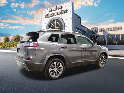 Used 2019 Jeep Cherokee Overland w/ Technology Group image 3