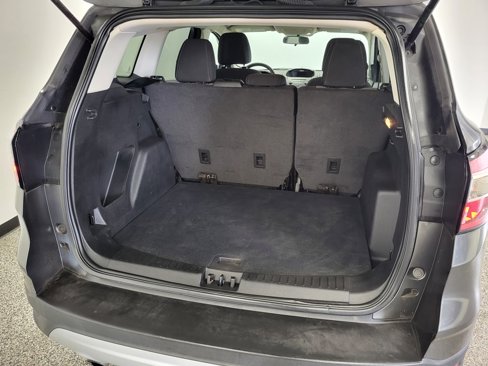 Used 2017 Ford Escape SE image 6