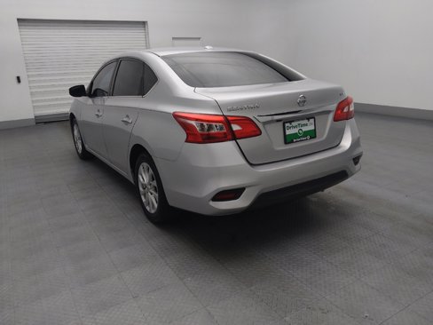 Used 2019 Nissan Sentra SV image 5