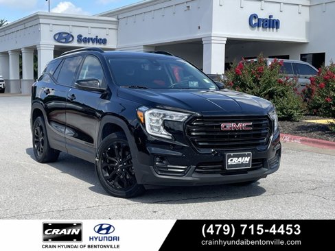 Used 2022 GMC Terrain SLT w/ Infotainment Package II image 1