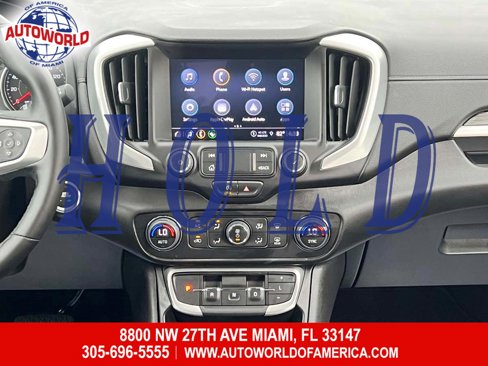 Used 2023 GMC Terrain SLT image 30