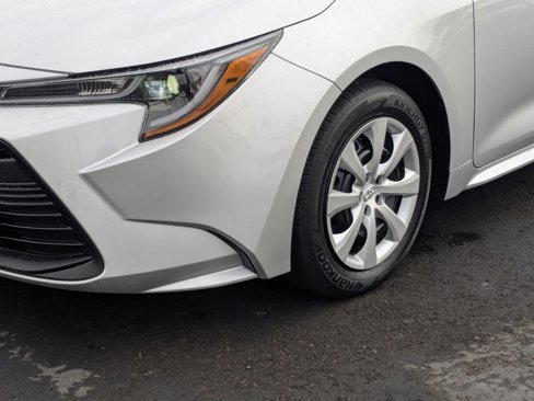Used 2024 Toyota Corolla LE image 10