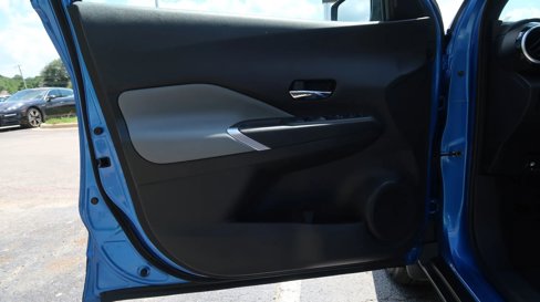Used 2023 Nissan Kicks SR w/ SR Premium Package image 46