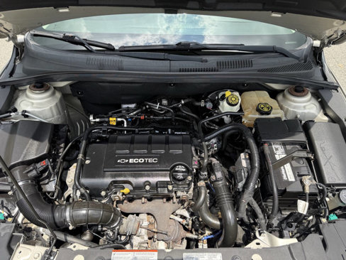 Used 2013 Chevrolet Cruze LT image 26