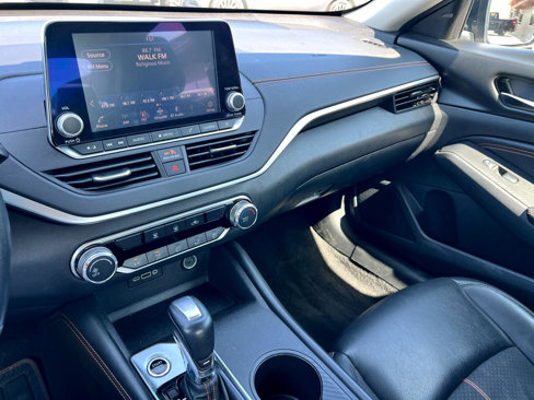 Used 2021 Nissan Altima 2.5 SR image 14
