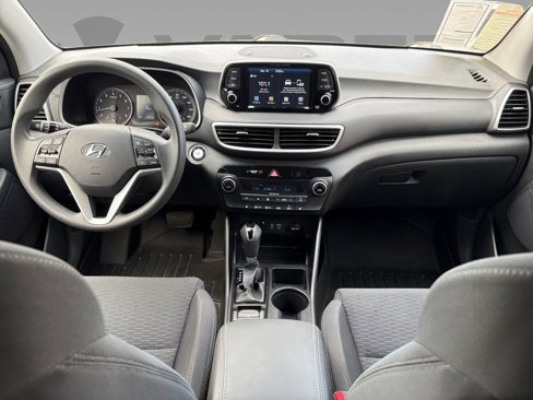 Used 2019 Hyundai Tucson Sport image 3