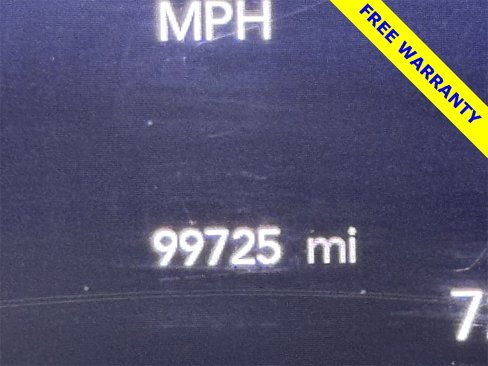 Used 2018 Chrysler Pacifica Limited image 21