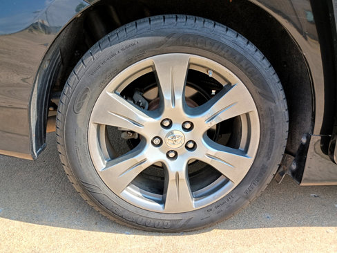 Used 2017 Toyota Sienna SE image 38