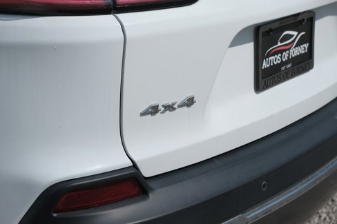 Used 2019 Jeep Cherokee Limited image 37