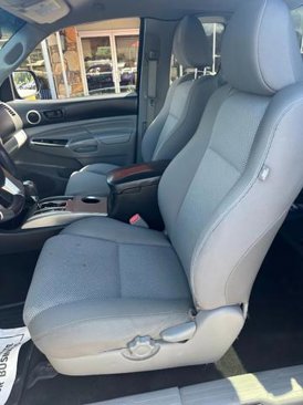 Used 2015 Toyota Tacoma 4x4 Access Cab V6 image 7