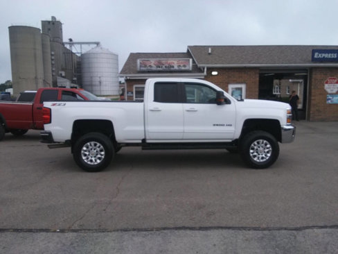 Used 2018 Chevrolet Silverado 2500 LT w/ All Star Edition image 2