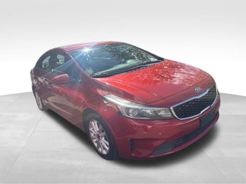 Used 2017 Kia Forte S image 30