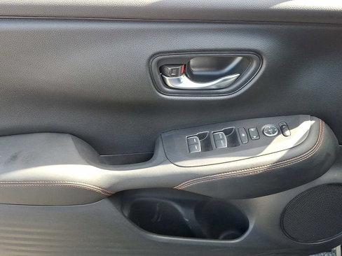 Used 2023 Honda HR-V Sport image 12