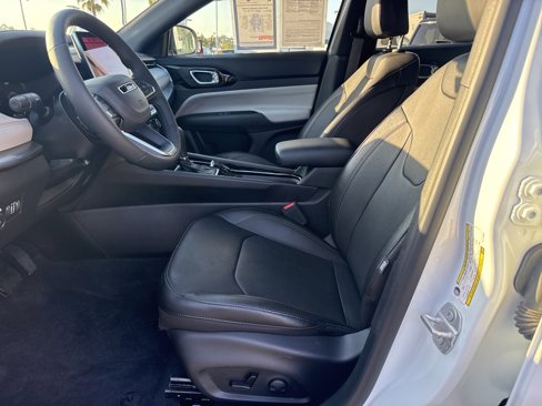 Certified 2024 Jeep Compass Limited w/ Elite Group image 13