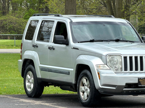 Used 2009 Jeep Liberty Sport w/ Popular Equipment Group image 7