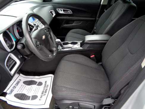 Used 2015 Chevrolet Equinox L image 9