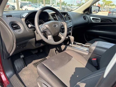 Certified 2018 Nissan Pathfinder S image 10