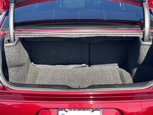 Certified 2022 Chrysler 300 Touring w/ Sport Appearance Package image 22
