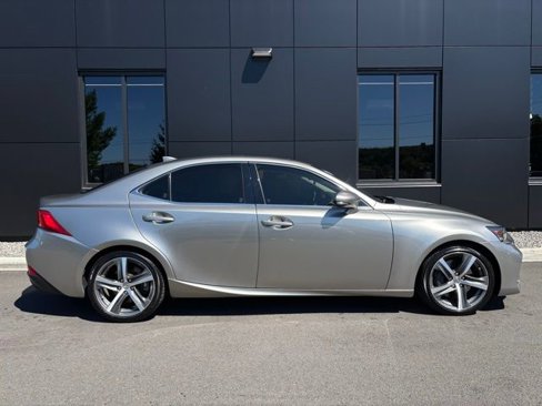 Used 2018 Lexus IS 300 AWD w/ Comfort Package image 7