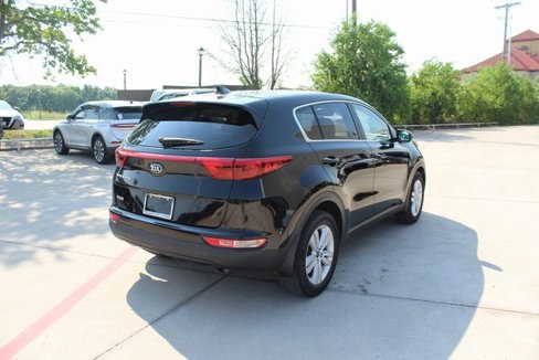 Used 2018 Kia Sportage LX image 9