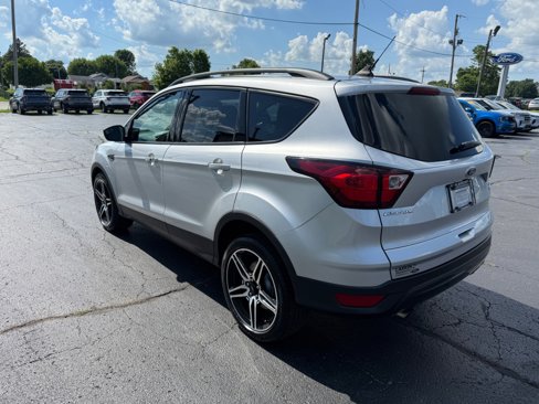 Used 2019 Ford Escape SEL image 6