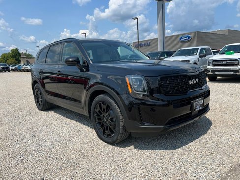 Used 2022 Kia Telluride EX w/ EX Premium Package image 2